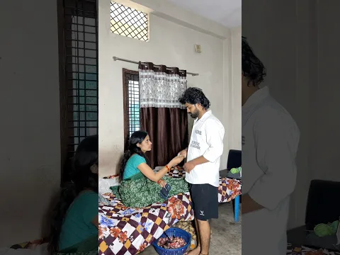 Aaj mera bdy he 🥺😍 || #childhoodmemories #friends #relatable #magictrick #dosti #cycle #party