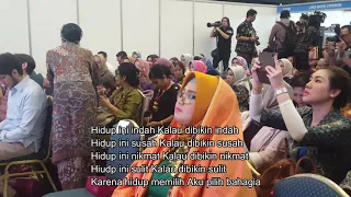 Hidup Indah Ayu Azhari