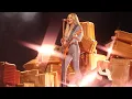 Download Lagu Kelsea Ballerini - Baggage (Live from the 60th ACM Awards)