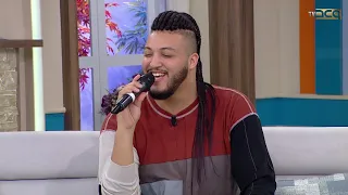 فهد مفتخر يبدع في أغنية  عيني على العاشقين  دندنها
