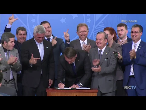 Flexibilização para porte de armas de fogo gera reações no congresso