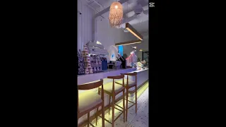 ظنه قلبي متقطع وعيني فرقته تدمع مايدري أطق إصبع على فراقه ونسيت اسمه ملكه الغيره 