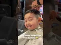 Download Lagu Ni anak happy banget tiap potong rambut. Padahal anak kecil biasanya mau dipotong ada aja tingkahnya