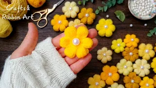 It's so Beautiful 💖🌟 Superb Woolen Flower Making Idea with Fork - You will Love This Easy Technique!