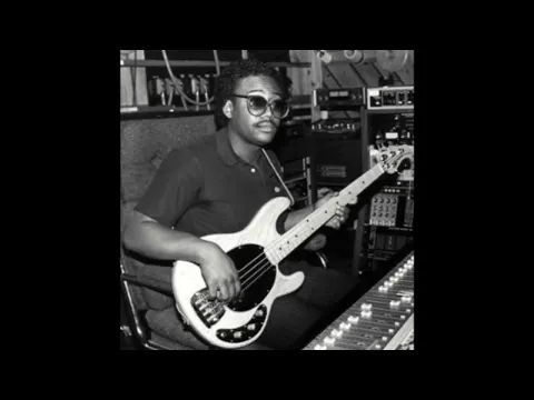 Download MP3 iconic basslines -GOOD TIMES- (isolated Bass)