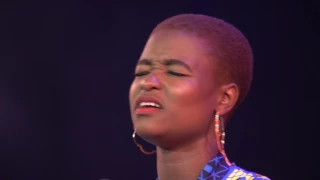 sipho ngwenya ft lydia molise lala honna live 