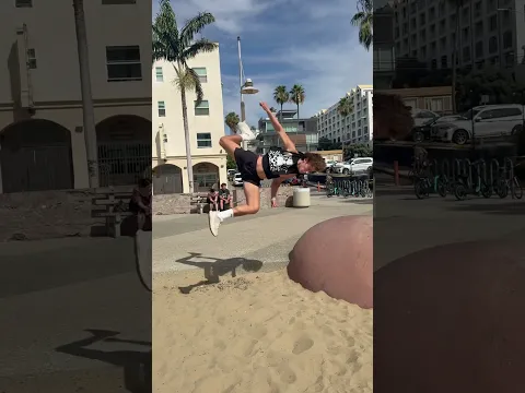 Which flip was your favorite? #shortvideo