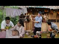 Download Lagu Kawanan ayam pertama yang dijual: Kasih sayang seorang ayah yang mendalam kepada putrinya yang ba...