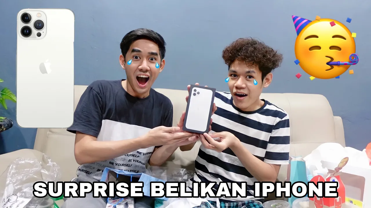 SURPRISE BELIKAN IPHONE 🥳 AFIQKENTANG NAK NANGIS 😱
