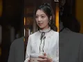 被家人逼着相亲，19岁女孩遭渣男下药，慌乱向路过的闺蜜小叔求救！他本以为是碰瓷，怎料她一声软糯的小叔叔，竟让他多年冷静自持彻底粉碎，爱意如潮汹涌，将女孩娶回豪门肆意宠溺！#雷馥缦#谢鸿鑫