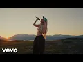 Download Lagu Zara Larsson - Midnight Sun (Live)