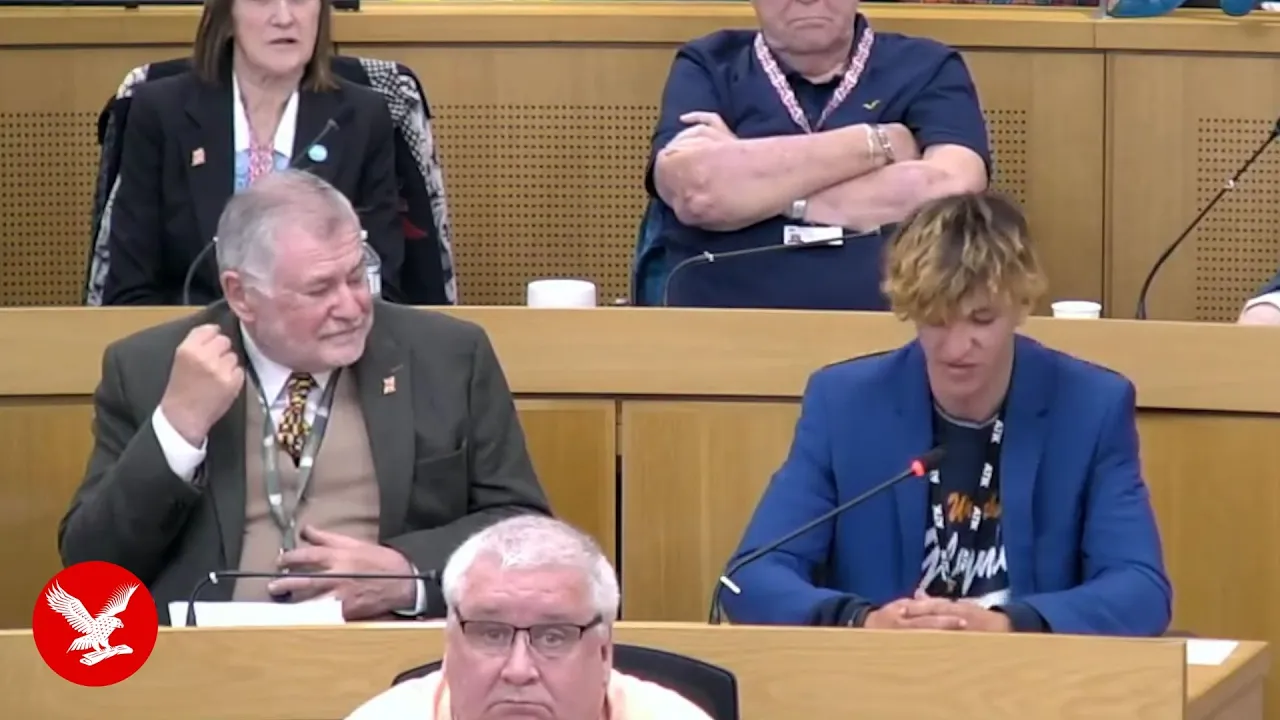 Reform councilor asks to monitor UFO activity as part of Doncaster Sheffield Airport reopening