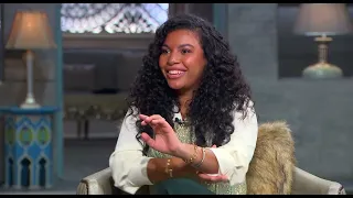 الفنانة دنيا سامي وصديقاتها ضيوف صاحبة السعادة 