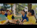 Download Lagu Bermekaran dan Mewangi feat. Dere (Official Music Video)