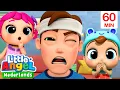 Download Lagu Papa heeft zich bezeerd | Kinderliedjes met Baby John | Little Angel Nederlands