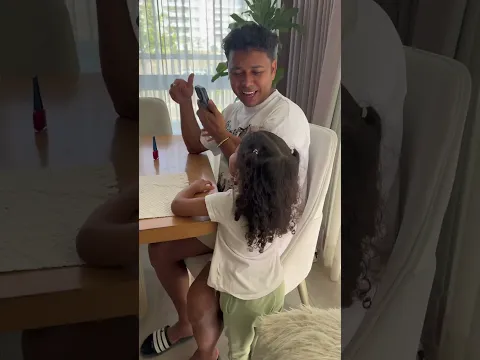 Chloe descubre a Josué