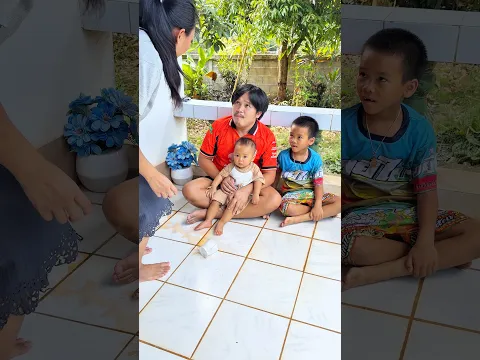 ใครทำน้ำหก #โบ๊ะบ๊ะshorts #funny #ครอบครัวมิ้วกะเติ๊ก #น้องกะตัง 