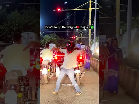 ATEEZ(에이티즈) -'BAD' OFFicial MV | Subodh Londhe Helmet Guy Dance | Viral Traffic Signal Dance