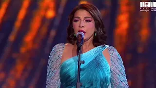 لا اليائس ثوبي و لا الاحزان تكسرني 