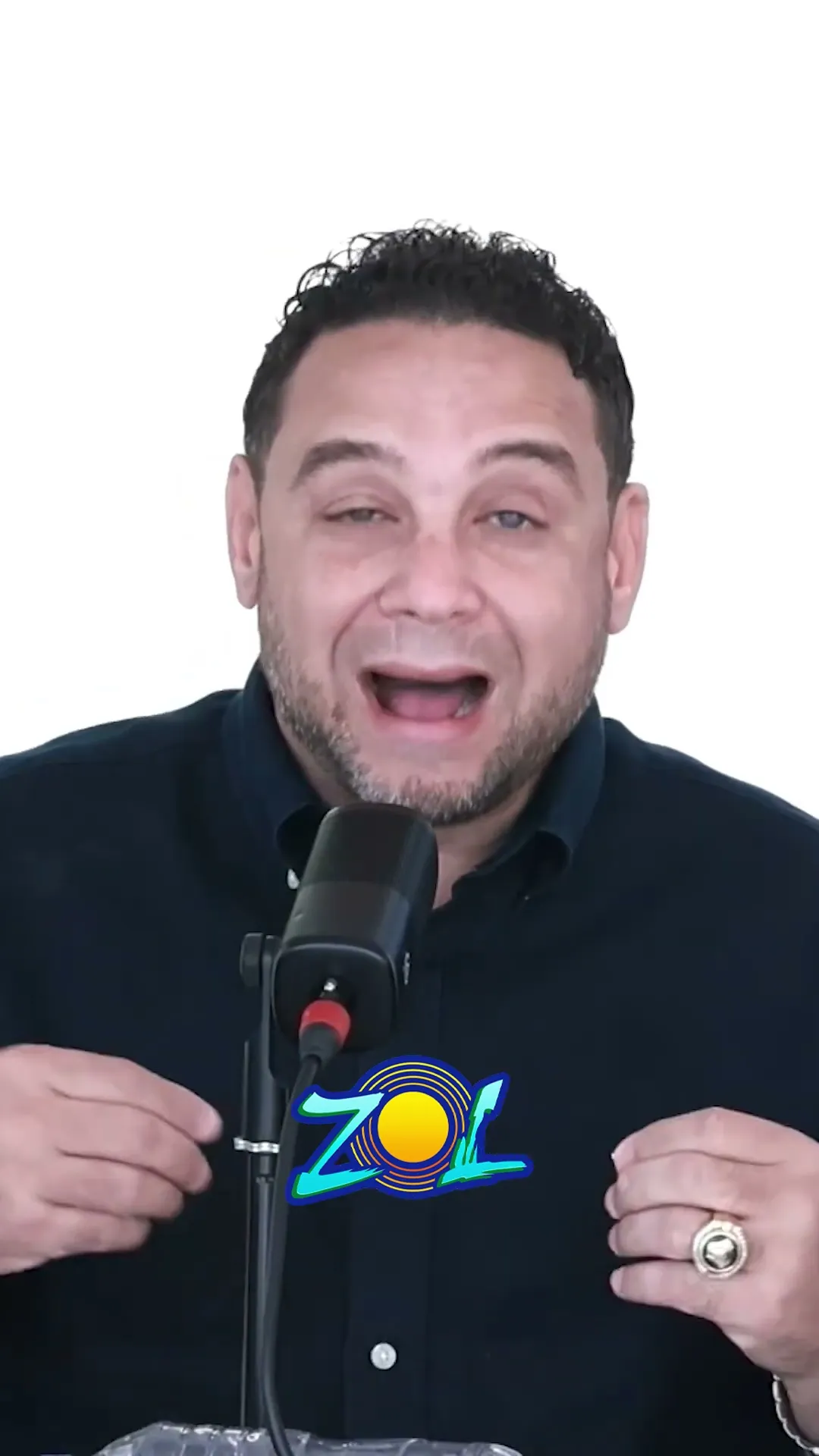 ADVERTÍ DE GONZALO CASTILLO