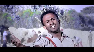 እኔስ ቆርጫለሁ ኤፍሬም አለሙ Ephrem Alemu Enes Korcalew Old Music Video 