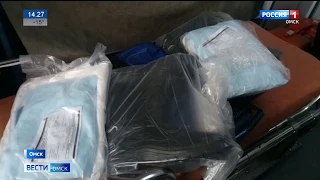 Омская станция скорой помощи получила специализированные стерильные костюмы