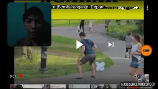 tahan tawa suara kentut