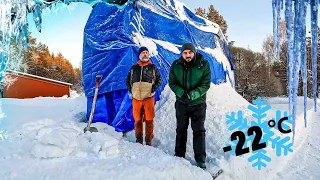 The COLDEST BOAT TOUR | -22 Celsius Tiny Home Sailing