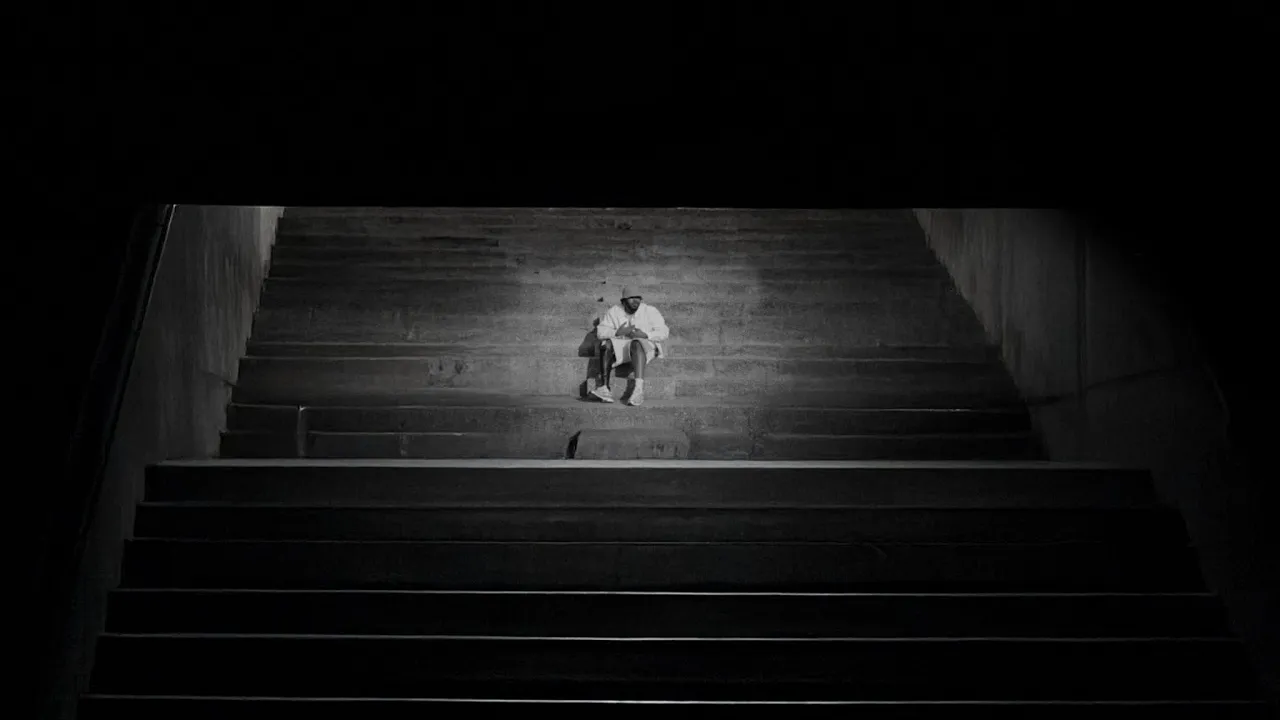 Quentin Miller - Read Between The Lines (prod. Mexiko Dro)