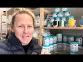 What is the difference between Underglazes Glazes and stains