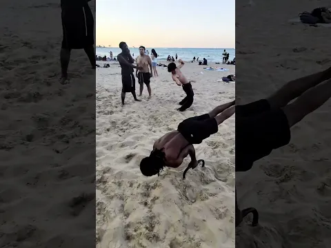 Beach Mannequin Challenge 🏖️😳😳