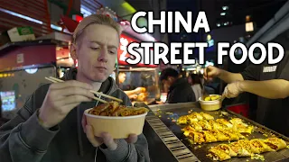 探访中国秘境苗寨，街头美食令人惊叹