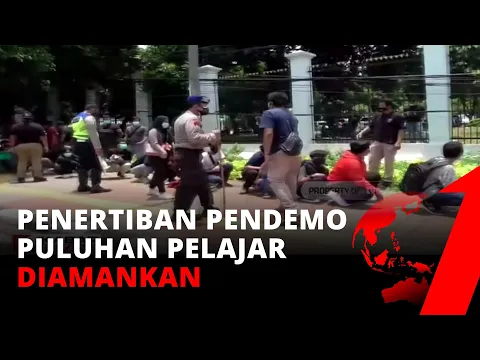 Puluhan Pelajar Dicegat Aparat Hendak Ikut Demo Omnibus Law | tvOne