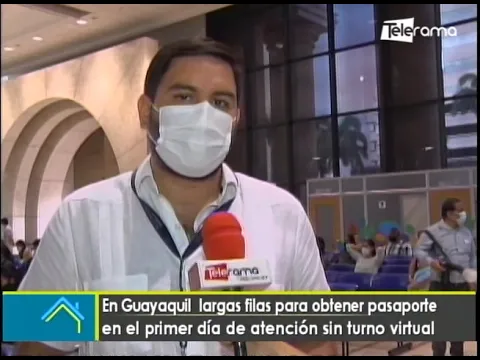 En Guayaquil largas filas para obtener pasaporte en el primer día de atención sin turno virtual