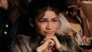 مراهقة بتتعالج من الادمان وبتدخل المدرسة لكنها بتعاني بسبب حبها للمخدرات ملخص مسلسل Euphoria  مراهقة بتتعالج من الادمان وبتدخل المدرسة لكنها بتعاني بسبب حبها للمخدرات ملخص مسلسل Euphoria