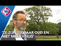 Waarom staan er hekken om deze bomen heen?