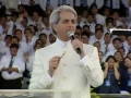 Benny Hinn sings \