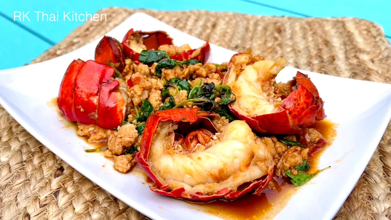  Stir Fried Thai Basil  Lobster with Minced Pork (Pad Ka Prao)