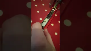How To Put Staples In A Stapler 