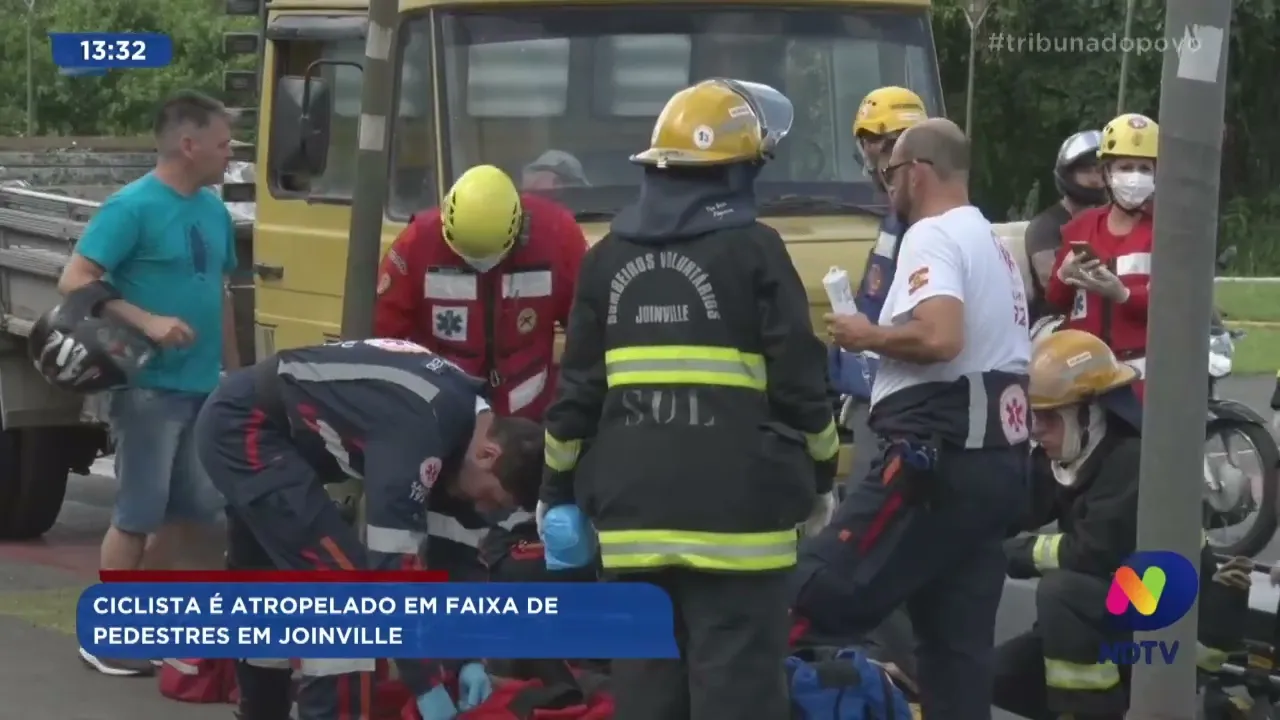 Ciclista é atropelado em faixa de pedestres em Joinville