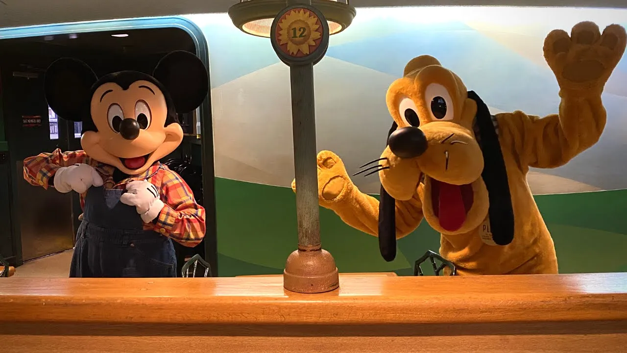 Just a Fun Day Back At Epcot | Garden Grill Has Reopened | Ratatouille Construction Update & More!