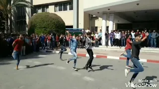 على عهدي على ديني    أجمل رقصة شباب جامعي فلسطسني بالجامعة        دندنها