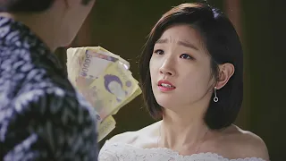 ملياردير عجوز بيعرض على بنت فقيره تشتغل خادمة لأحفاده مقابل إنه يدفعلها مصاريف الجامعة 