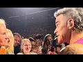 Download Lagu Robbie Williams - She‘s the One for Pati, Gelsenkirchen 25.6.25