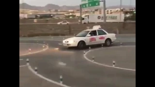 شوف سائق شنكالي يضحك بمرور دهوك يا هيجي السياقة يا بلاها 