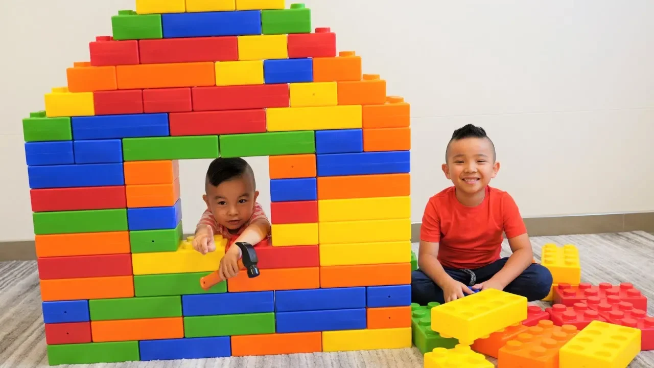 Lego Ideas 21318 Treehouse Speed Build