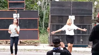 duet rila junkis x mbak ledys cek sound bersama galang dana peduli semeru