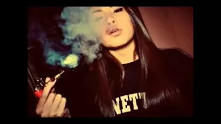 بنت ليبية تغني في راب وتخرط برسمي 