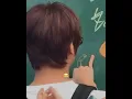 Download Lagu Not Haechan drawing his pinky like that on purpose 😭