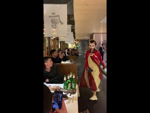 完了，失误了，客人不让我开了😰😂#全网最帅开酒猫